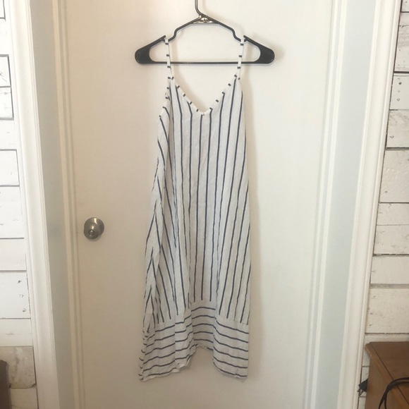 Terzo Millennio Dresses & Skirts - Terzo Millennio Linen Dress